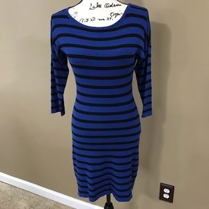 BodyCon Style Striped Midi Dress — M